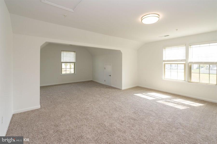 ARUNDEL WOODS - Residential