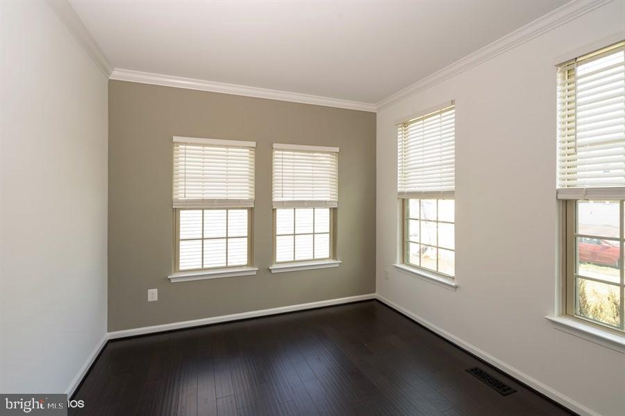 ARUNDEL WOODS - Residential