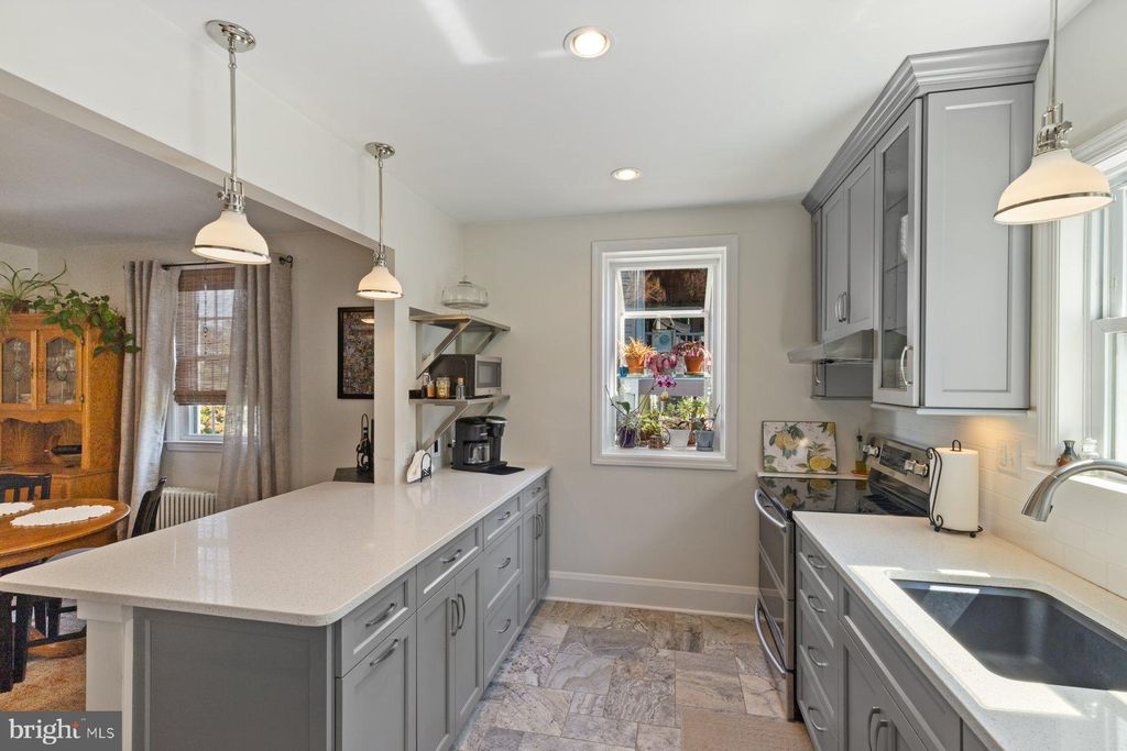 Photo of 1831 White Oak Avenue, BALTIMORE, MD 21234 (MLS # MDBC2139666)