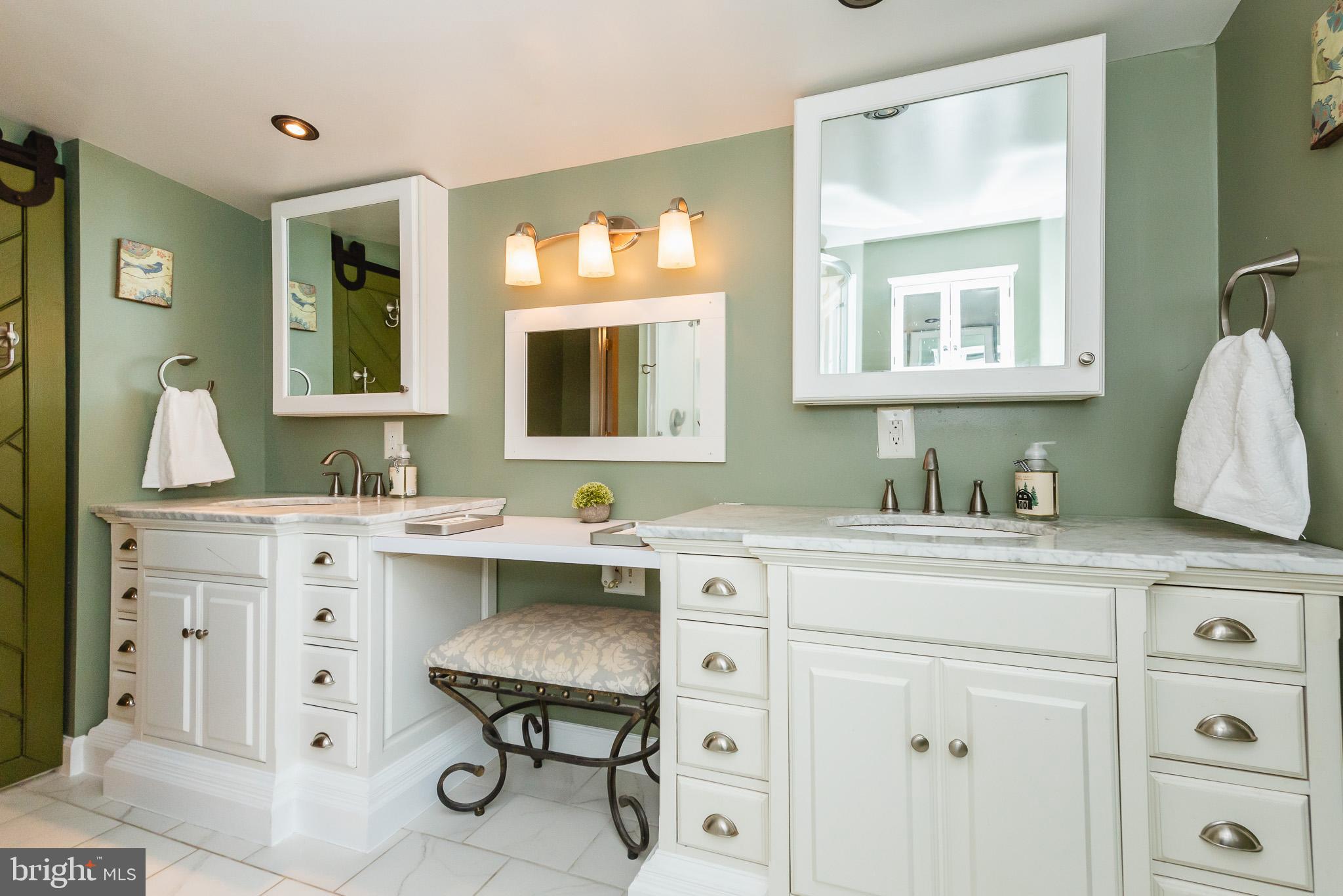 ABERDEEN HILLS - Residential