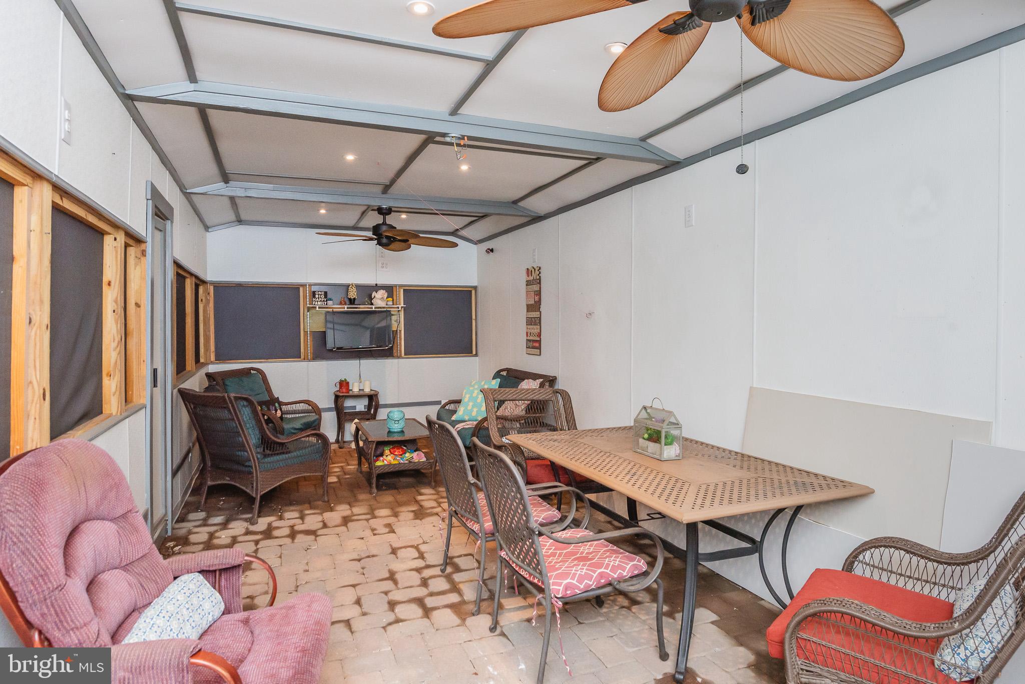 ABERDEEN HILLS - Residential