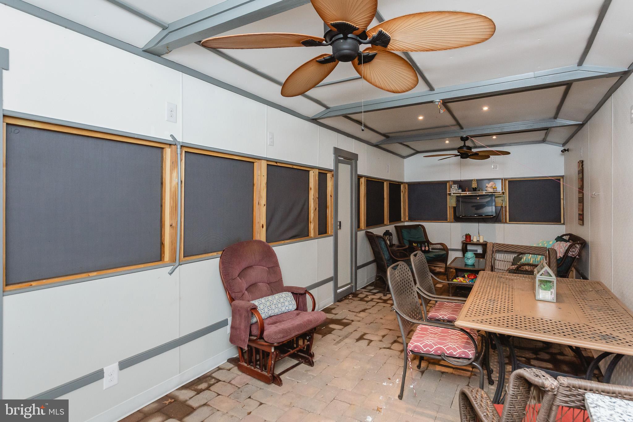 ABERDEEN HILLS - Residential