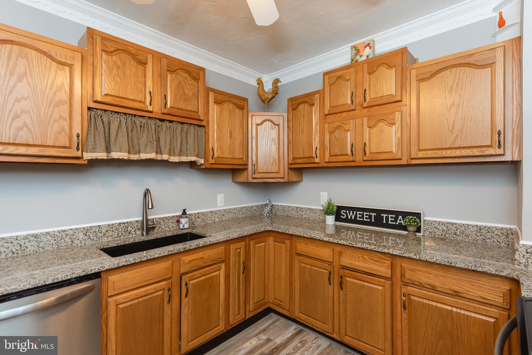 ABERDEEN HILLS - Residential