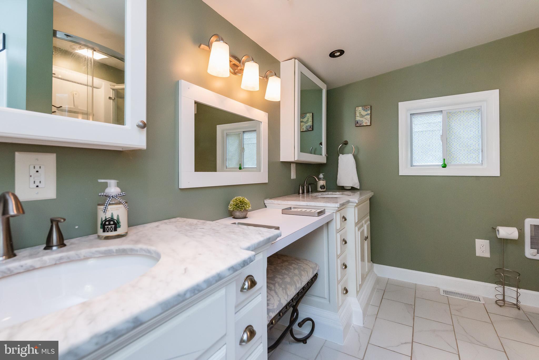 ABERDEEN HILLS - Residential