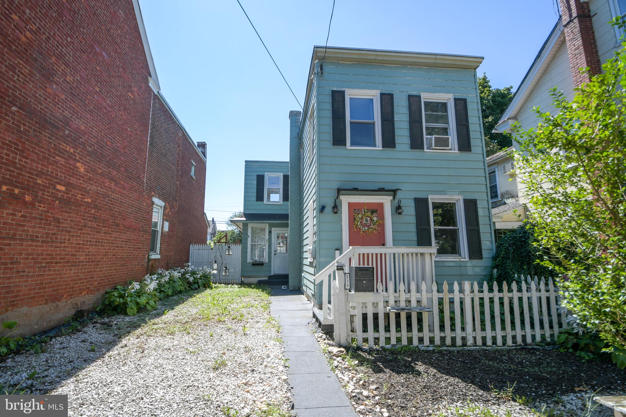370 BEECH STREET