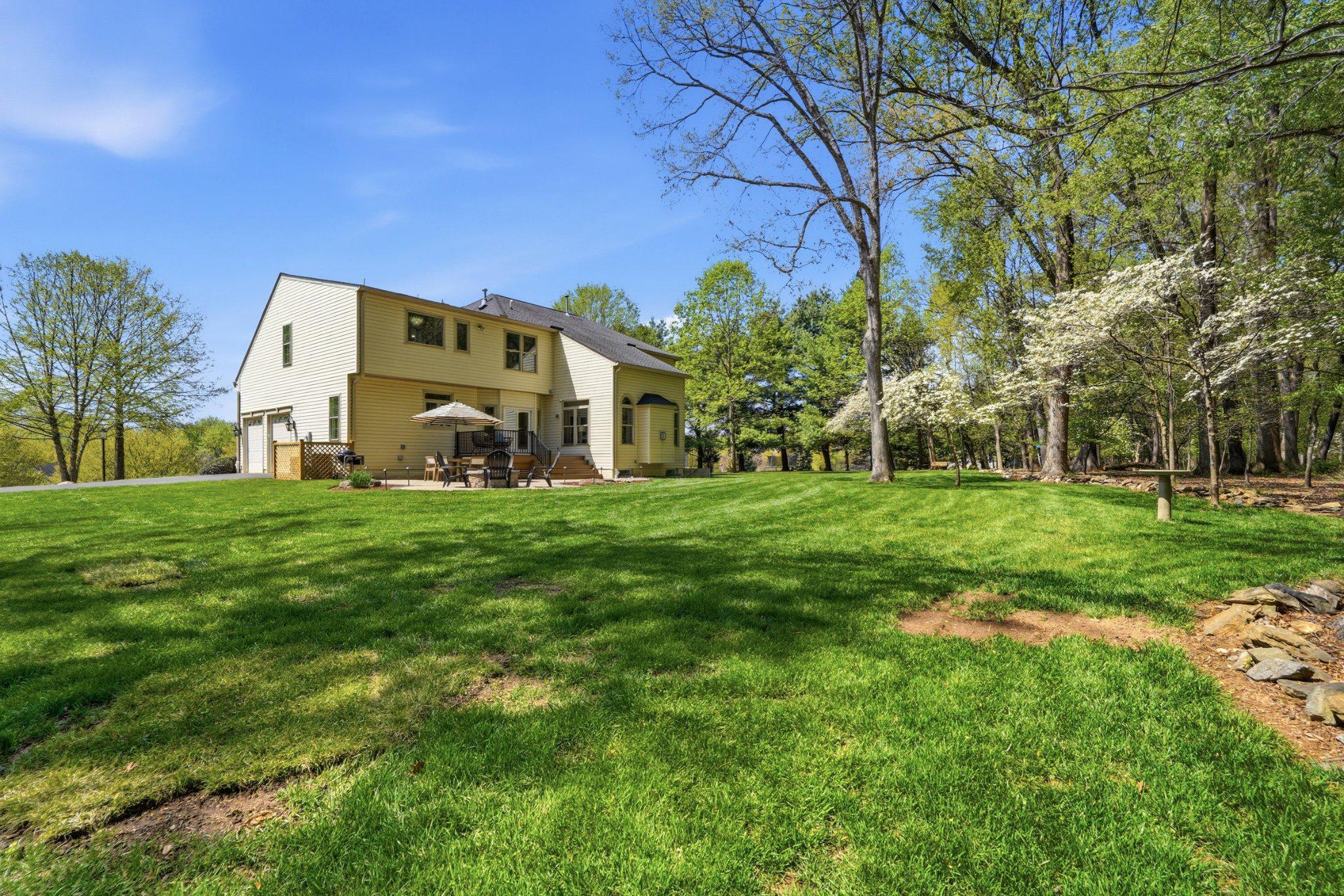 HARVEST KNOLLS - Residential