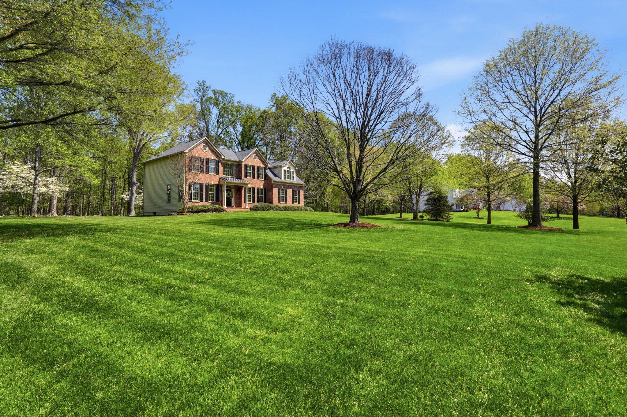 HARVEST KNOLLS - Residential