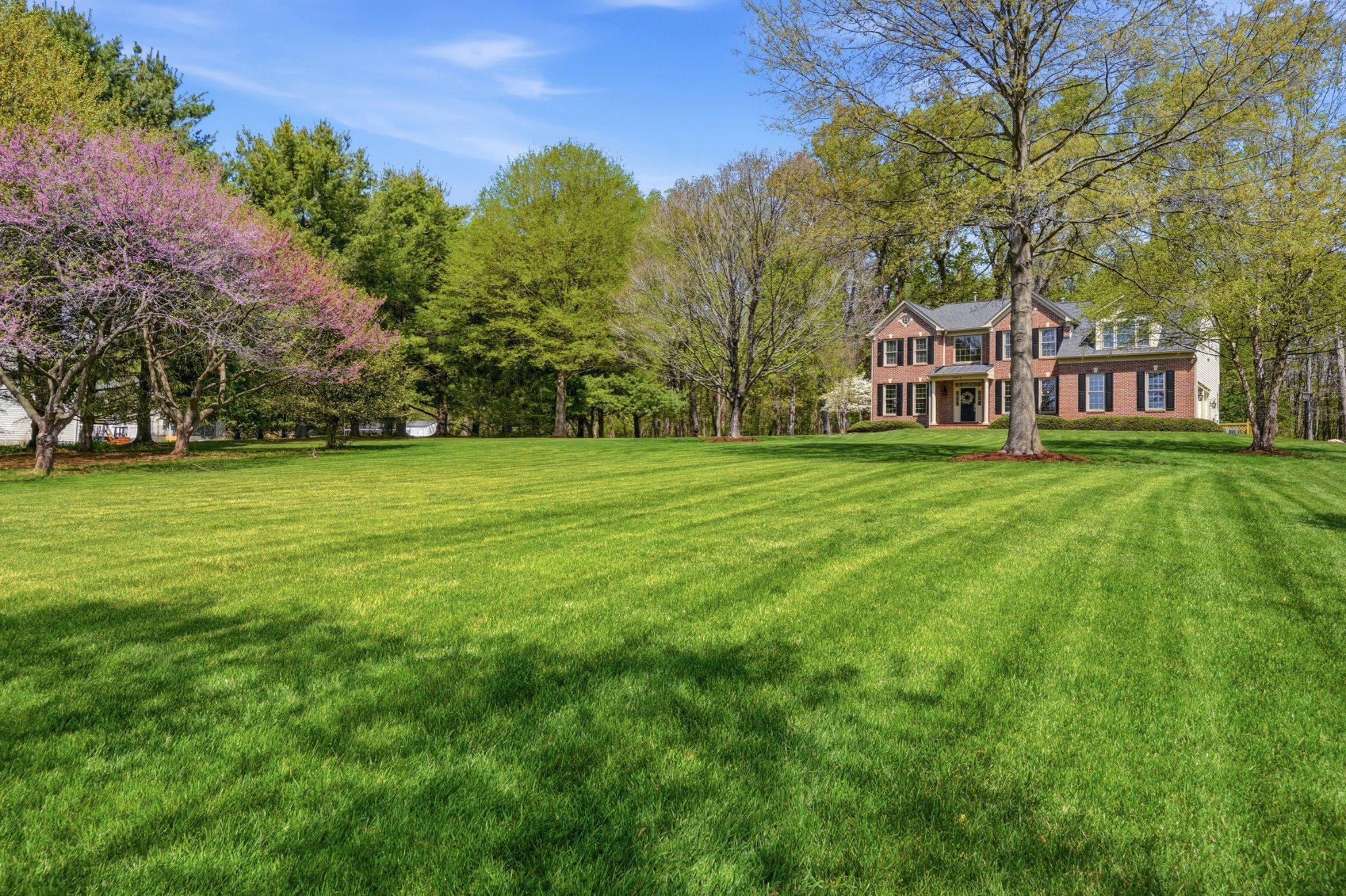 HARVEST KNOLLS - Residential