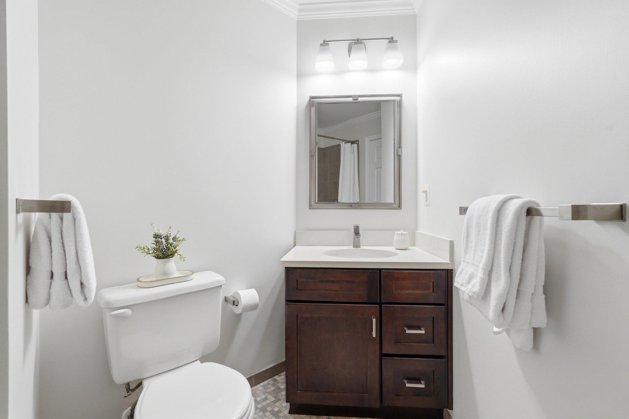 HARVEST KNOLLS - Residential