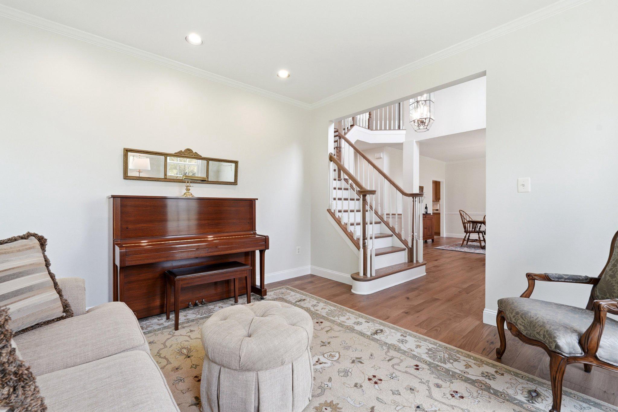 HARVEST KNOLLS - Residential