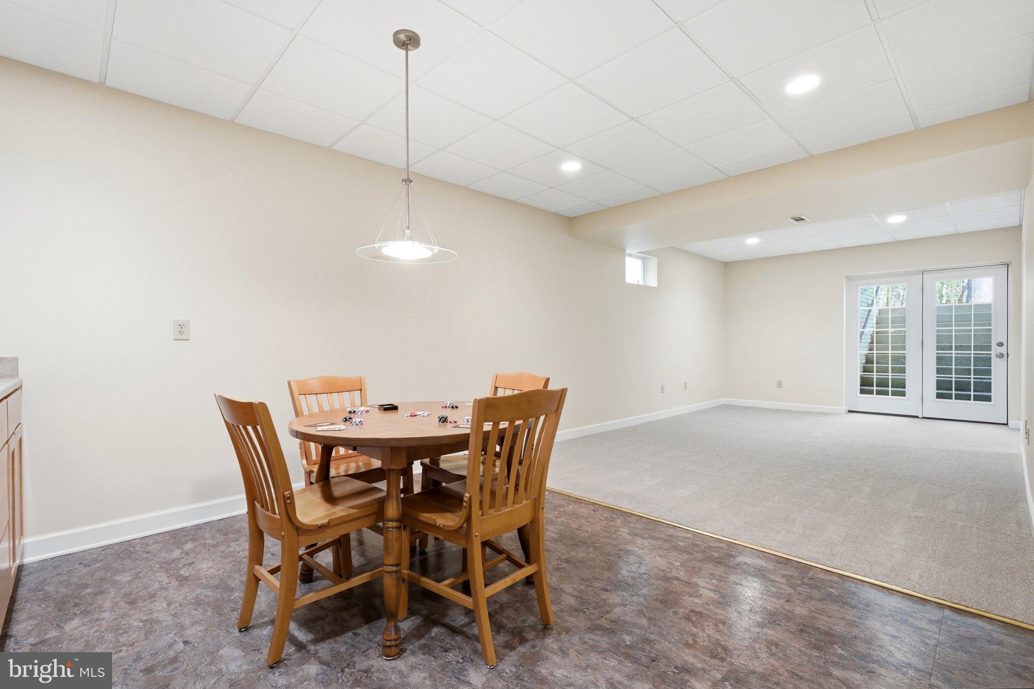 HARVEST KNOLLS - Residential