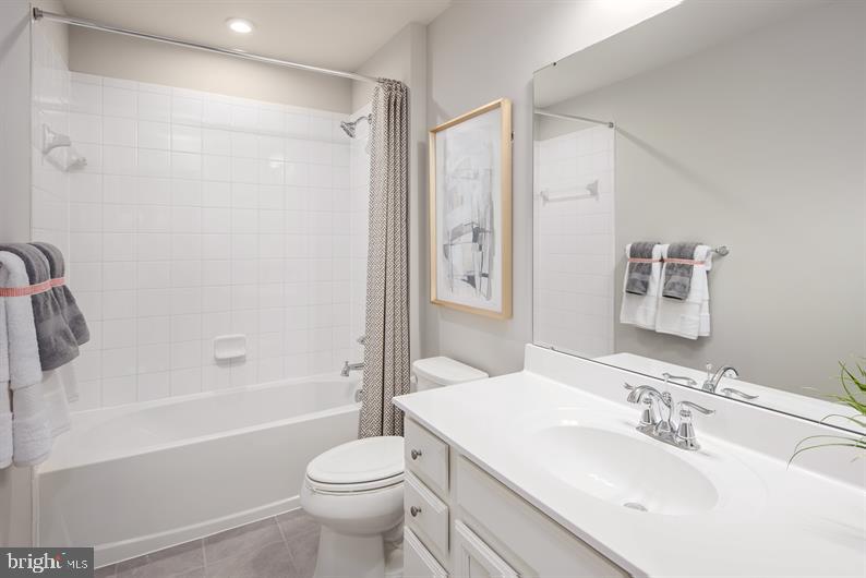 TANYARD SHORES - Residential