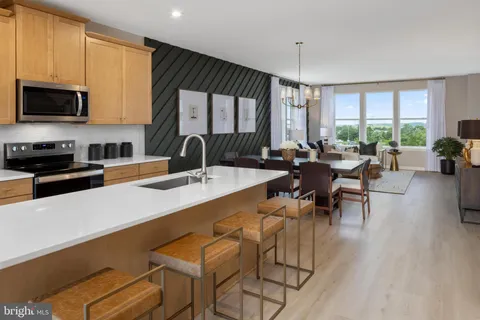 MLS: VAFX2224836