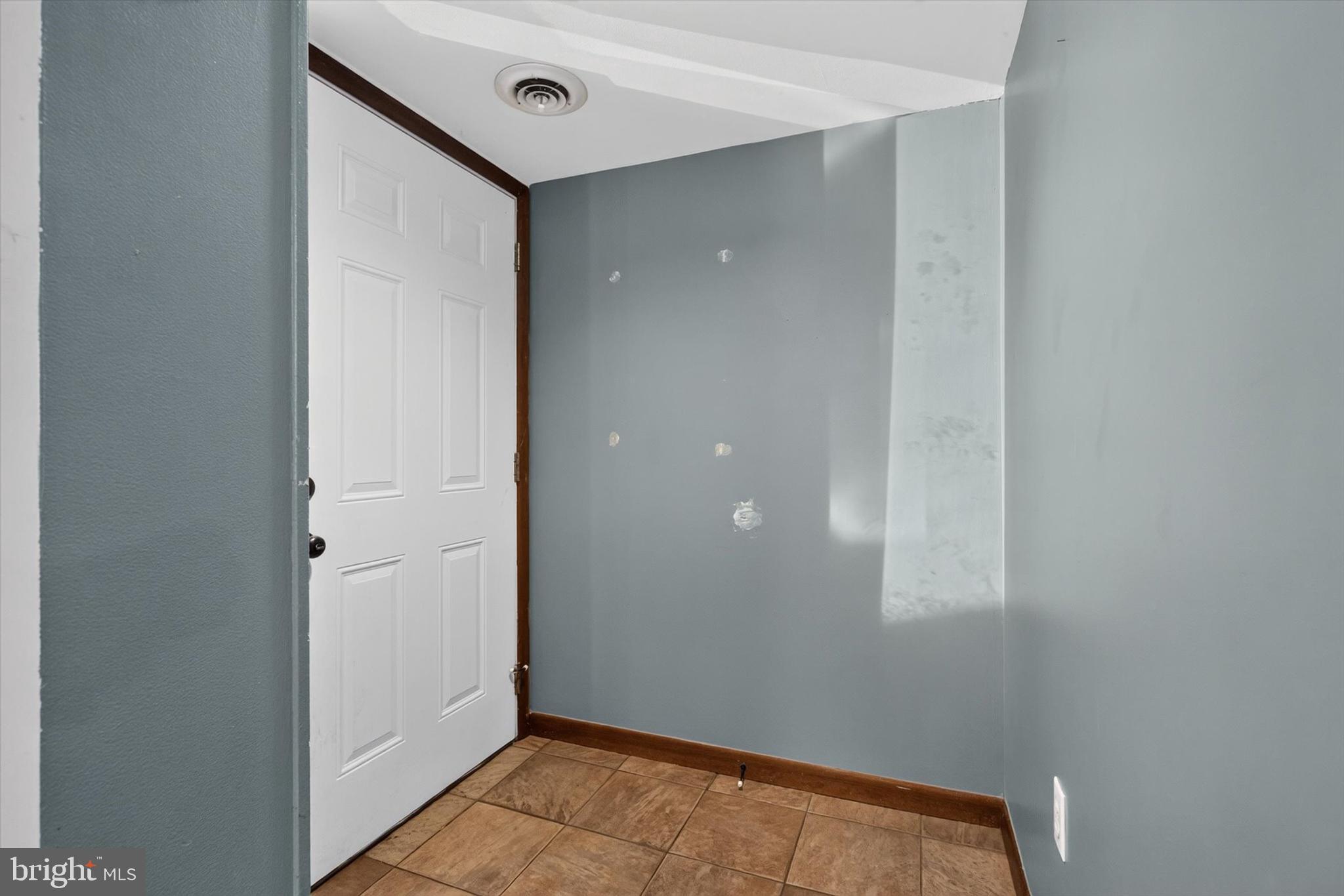 620 CEDAR RIDGE LANE