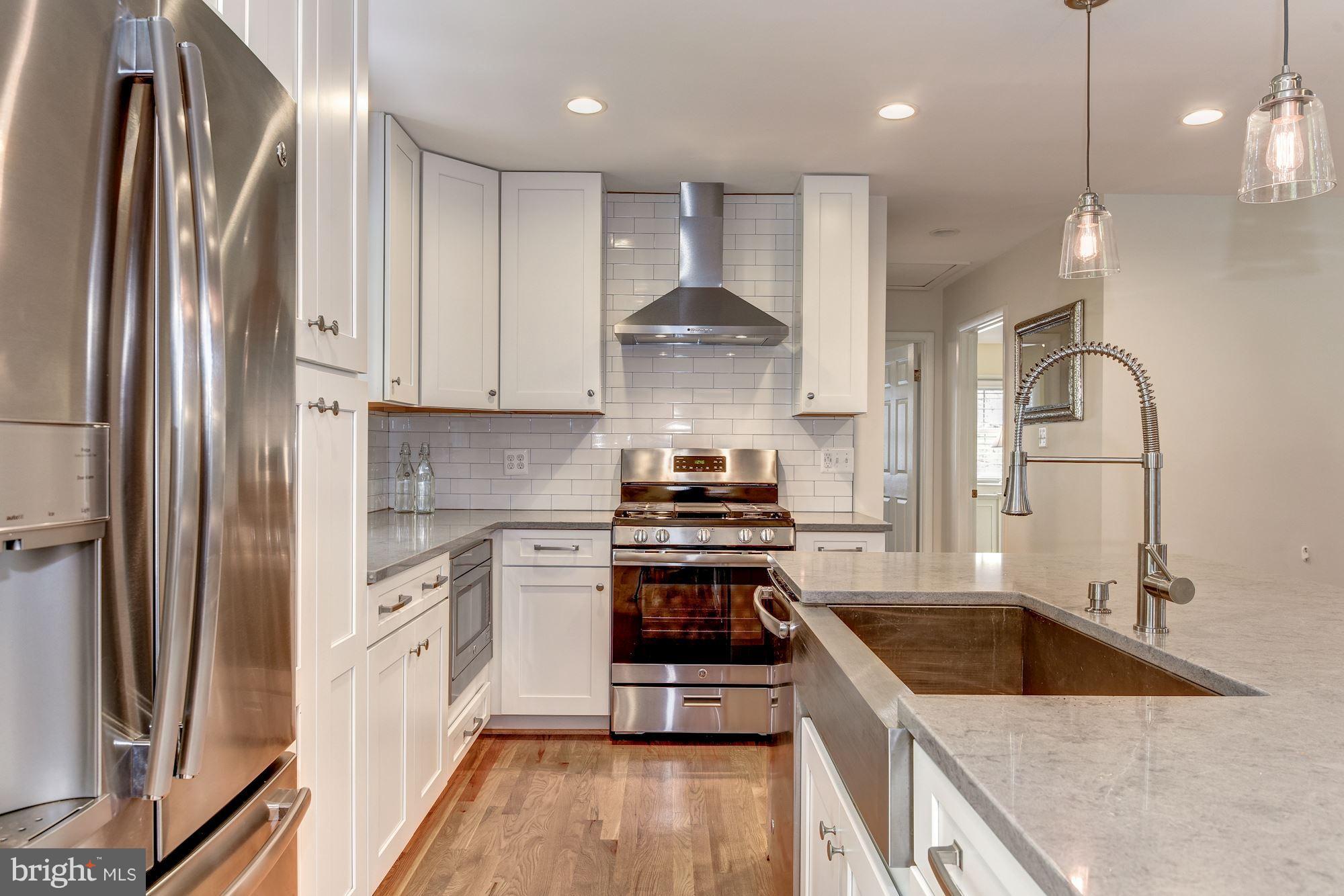 BELLE WOOD - Residential