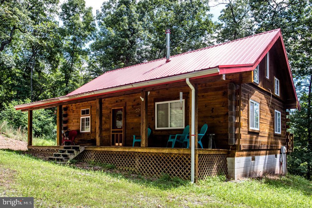 POTOMAC VALLEY OVERLOOK - Residential