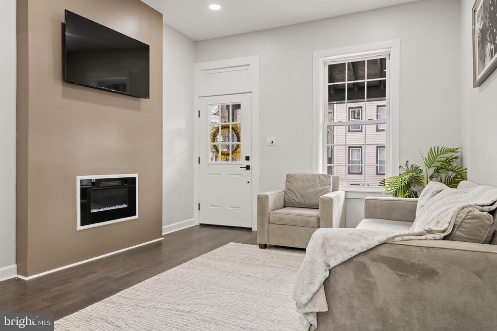 Photo of 706 N QUEEN ST, LANCASTER, PA 17603 (MLS # PALA2032936)