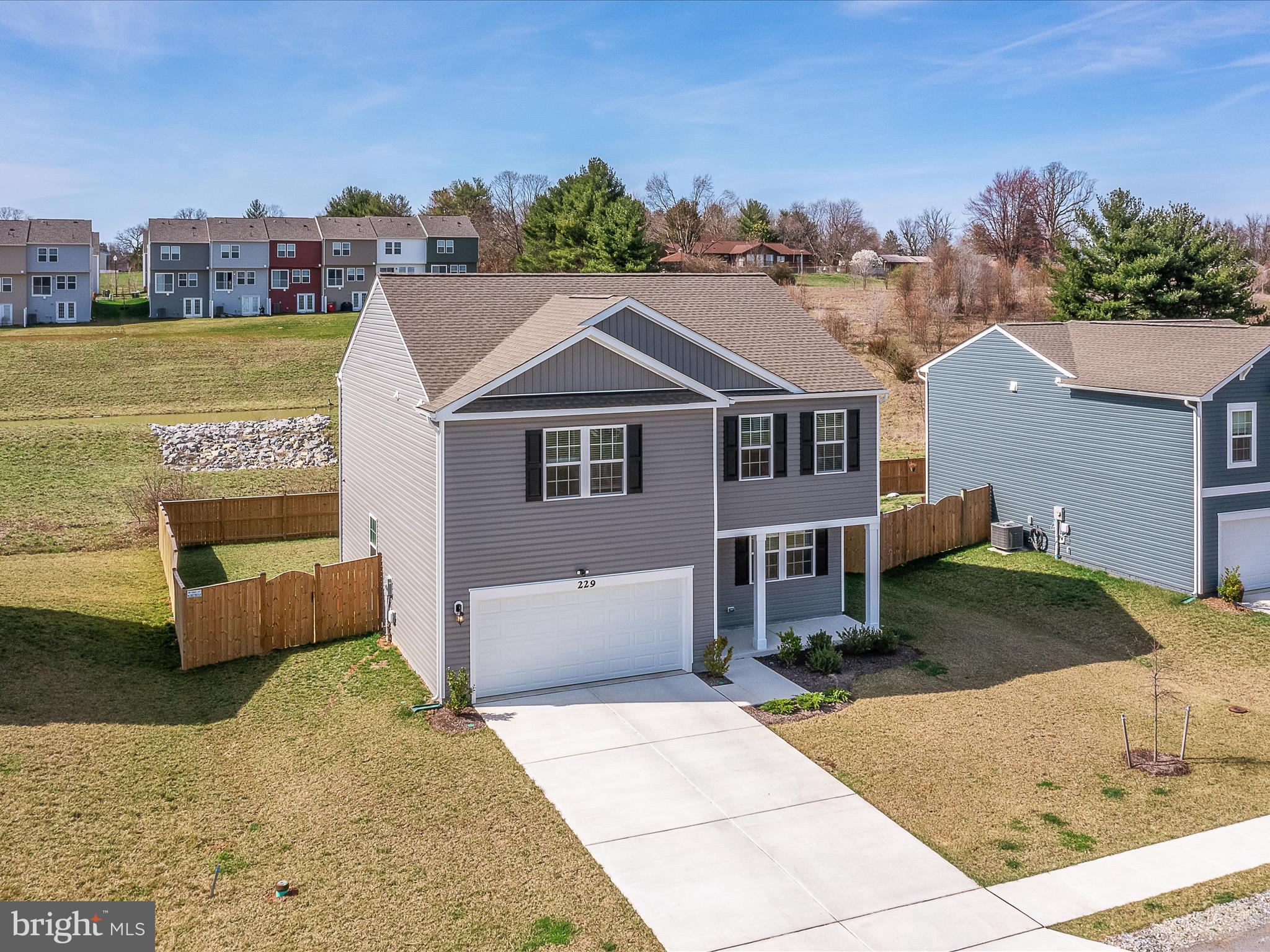 MAGNOLIA SPRINGS - Residential