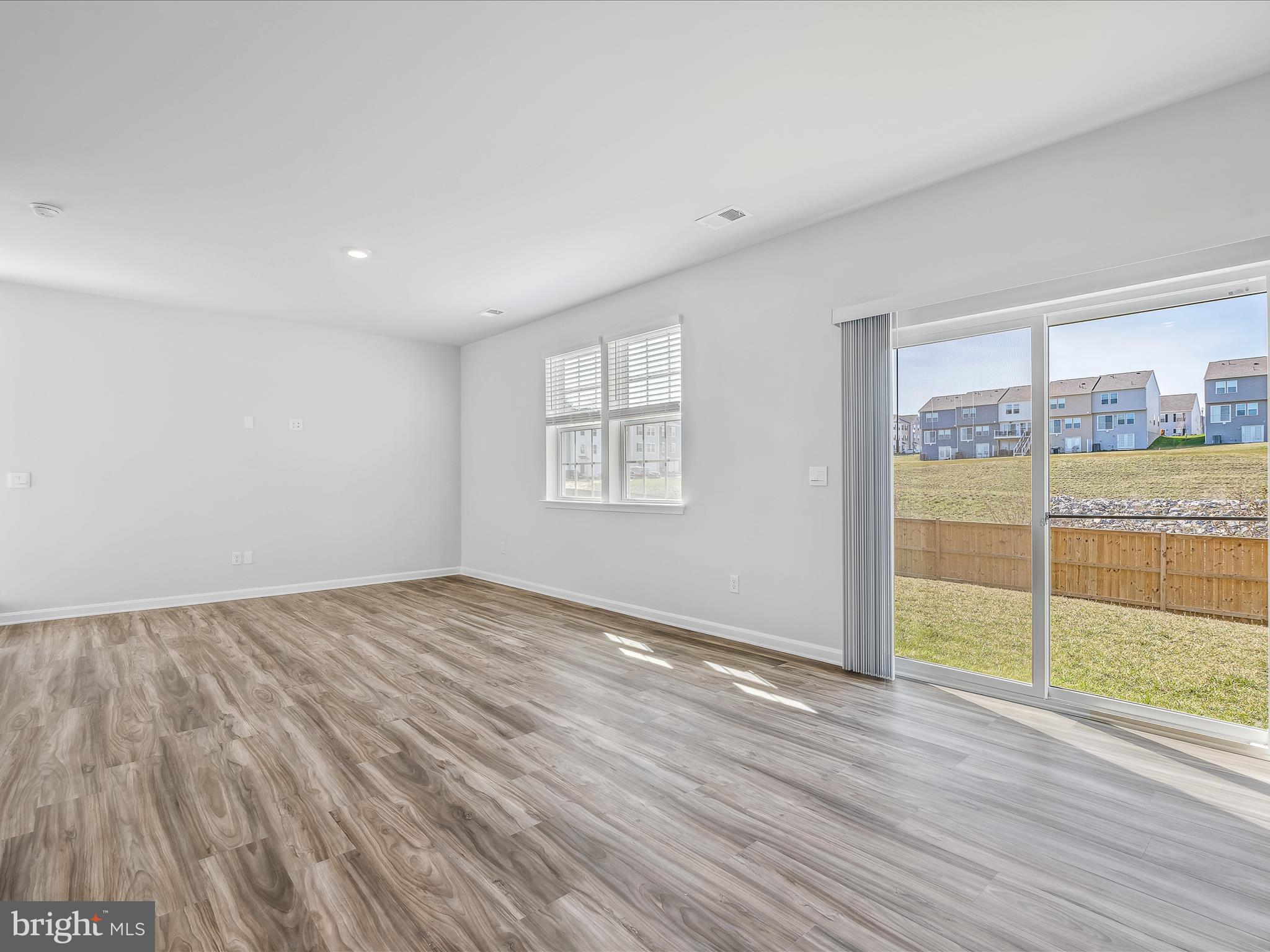 MAGNOLIA SPRINGS - Residential