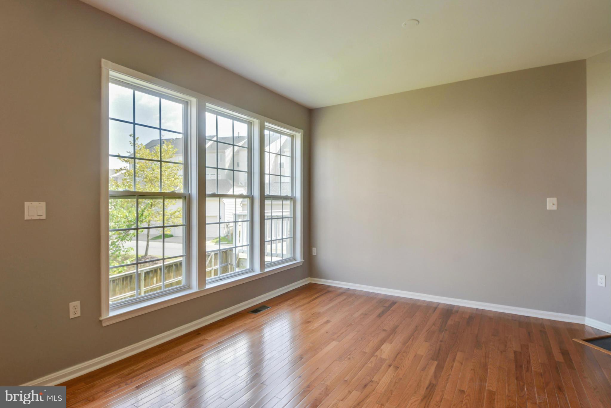 PORT POTOMAC - Residential