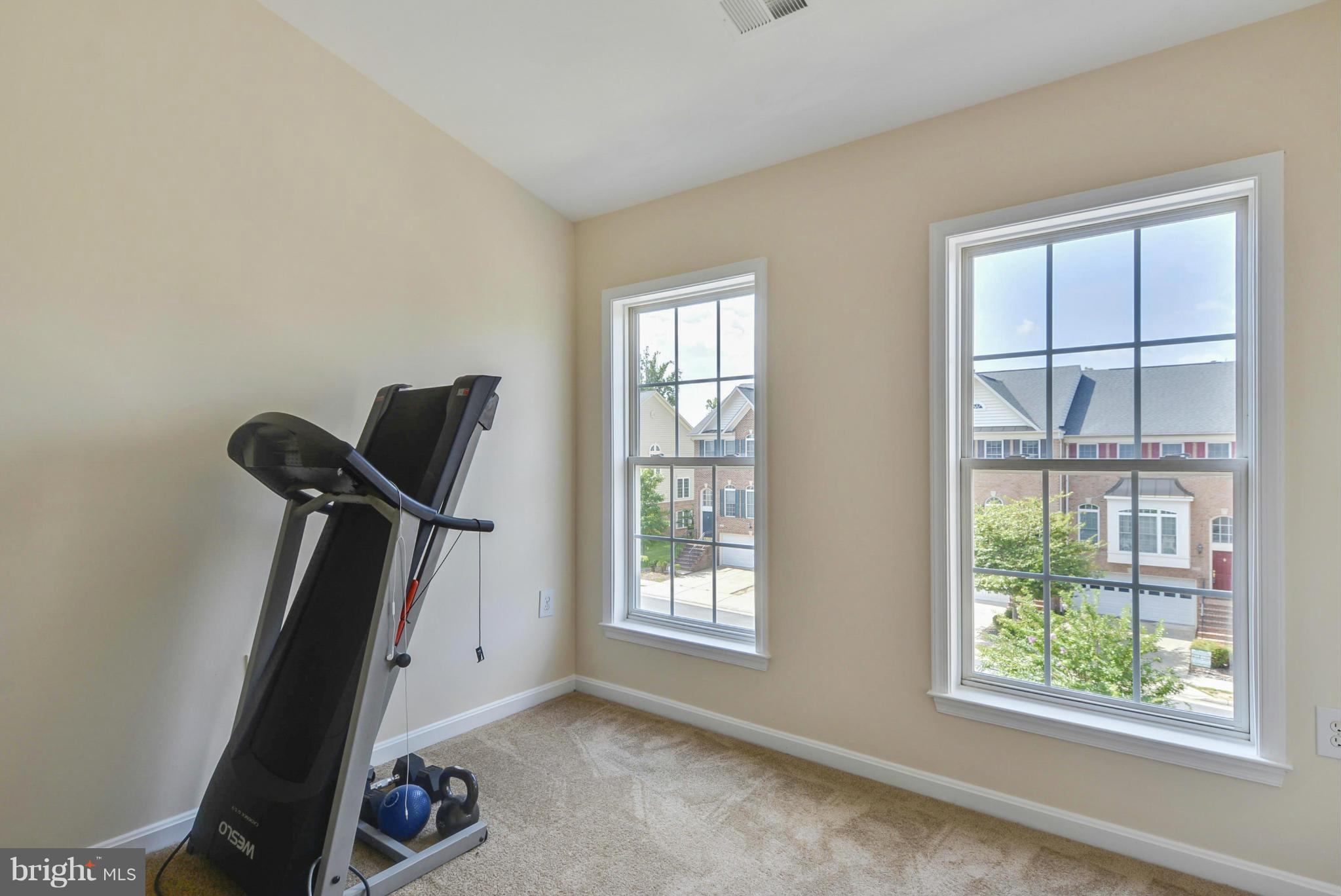 PORT POTOMAC - Residential