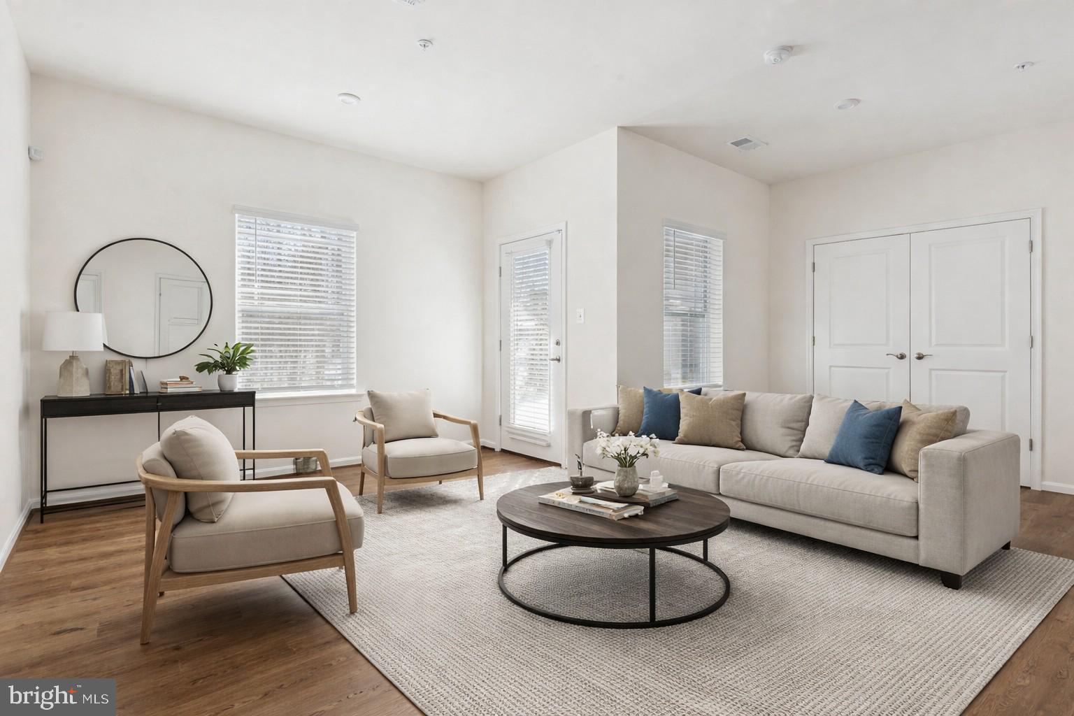 WOLF RUN LANE - Residential