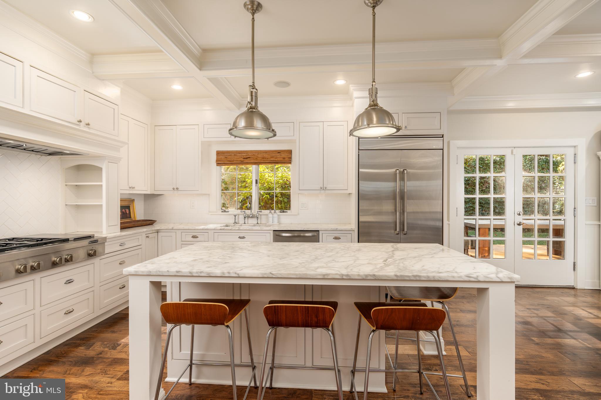 BANNOCKBURN ESTATES - Residential