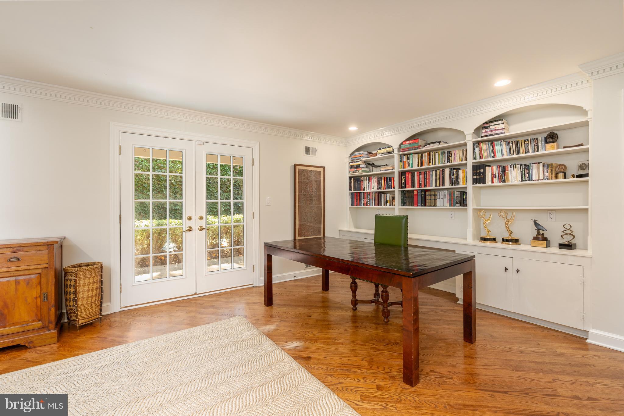 BANNOCKBURN ESTATES - Residential