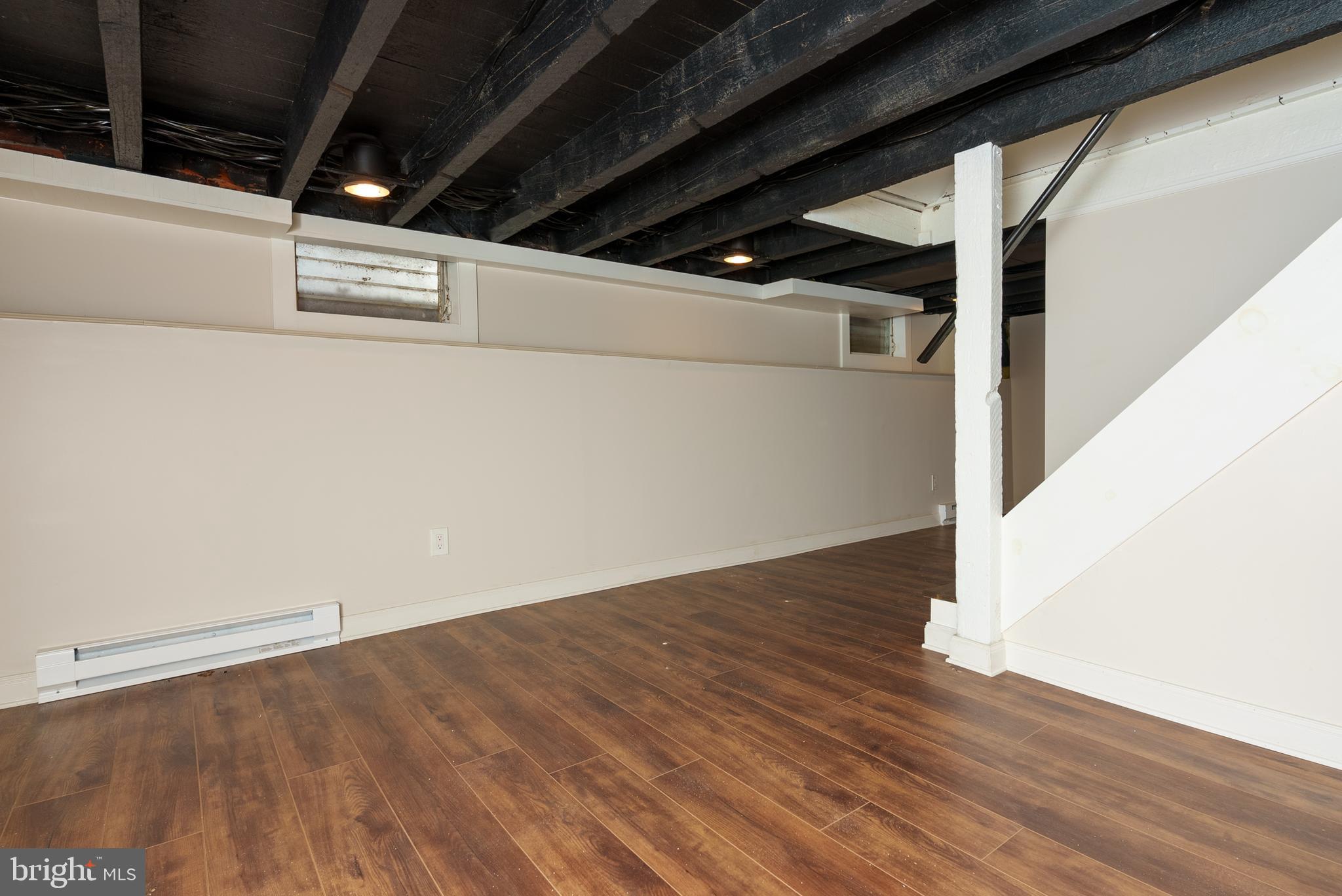 MEDIA - Residential Lease