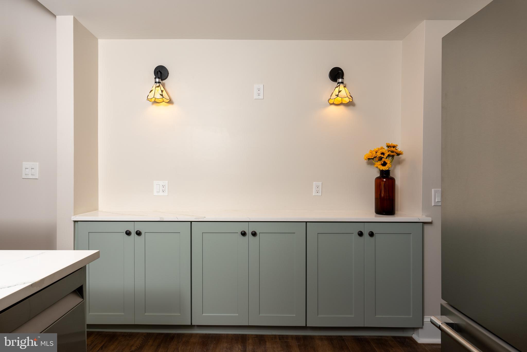 MEDIA - Residential Lease