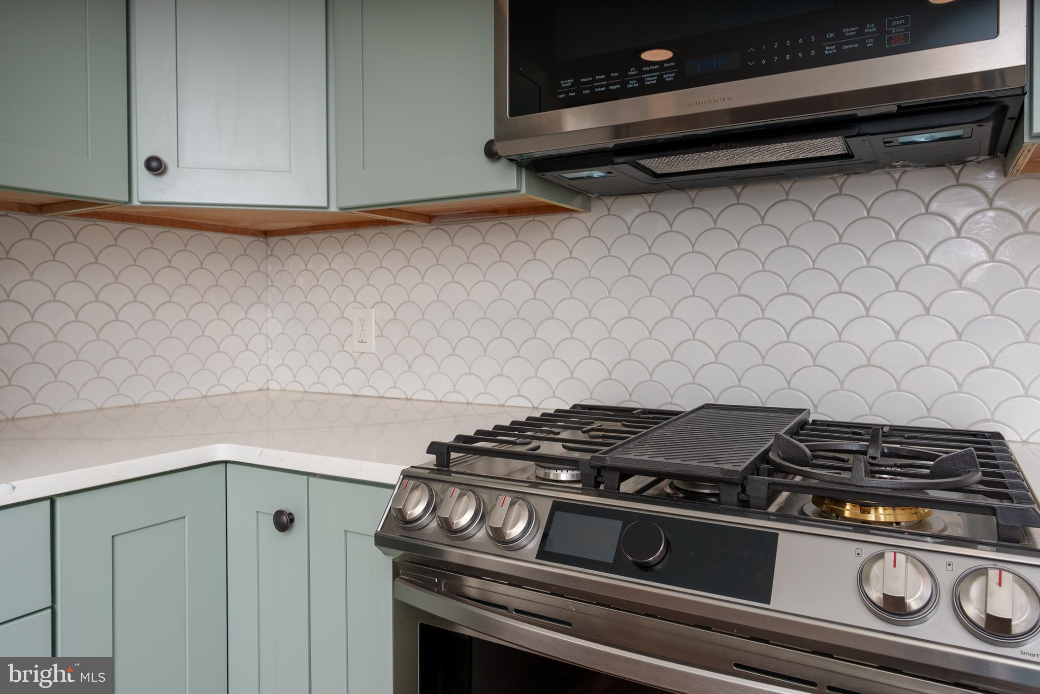 MEDIA - Residential Lease