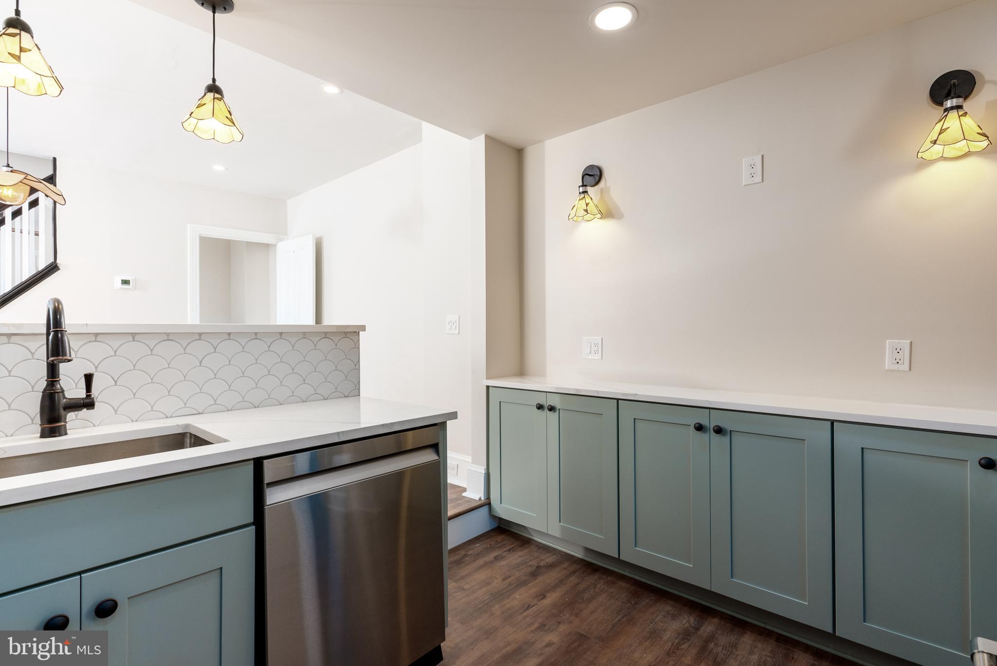 MEDIA - Residential Lease