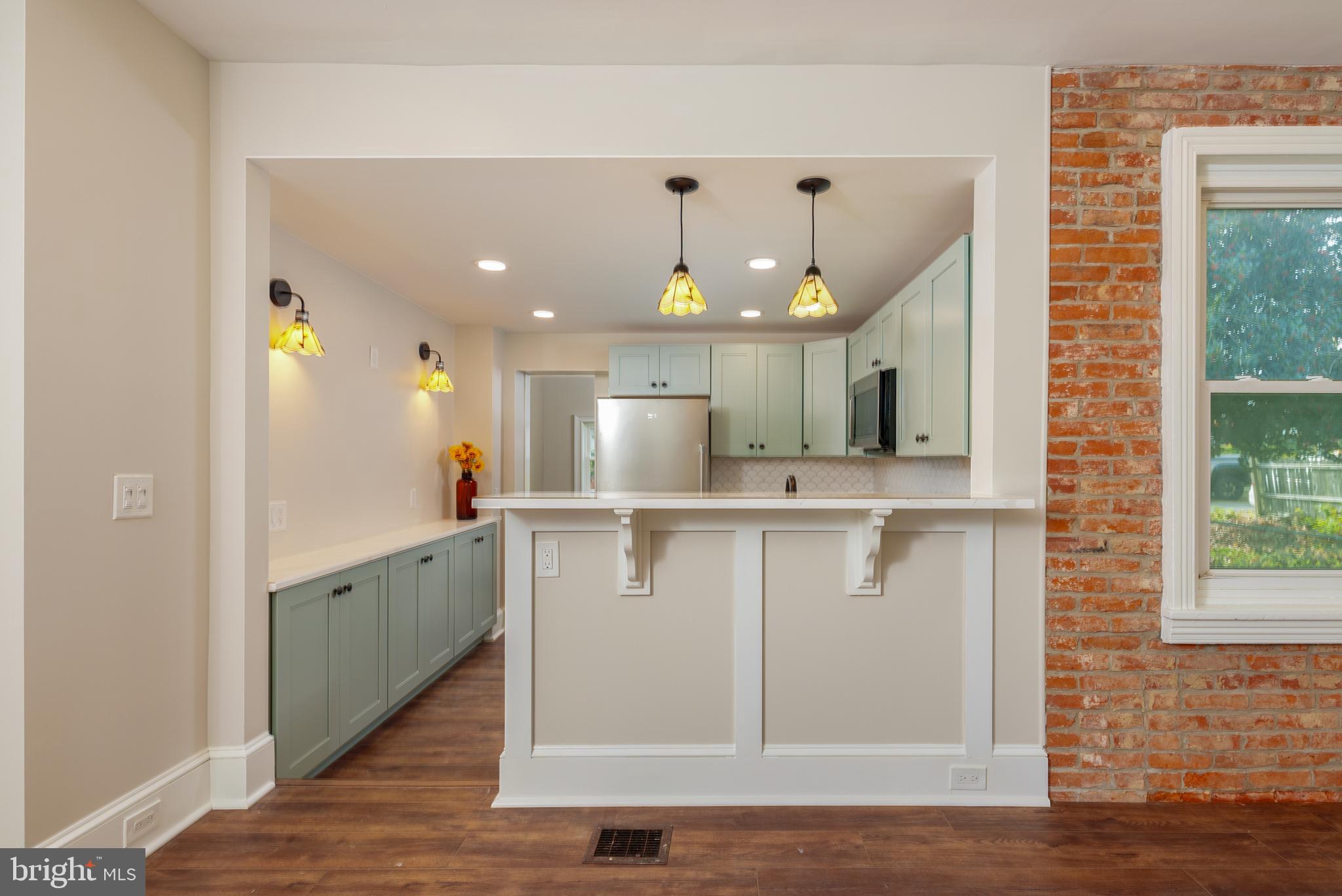 MEDIA - Residential Lease