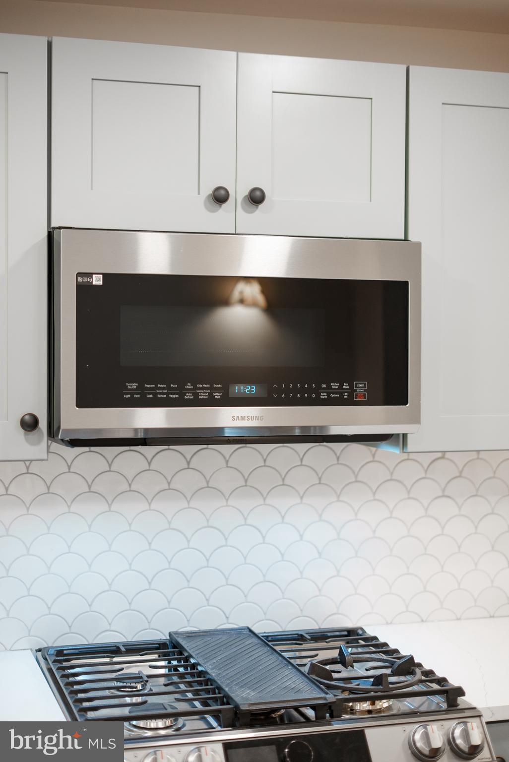 MEDIA - Residential Lease