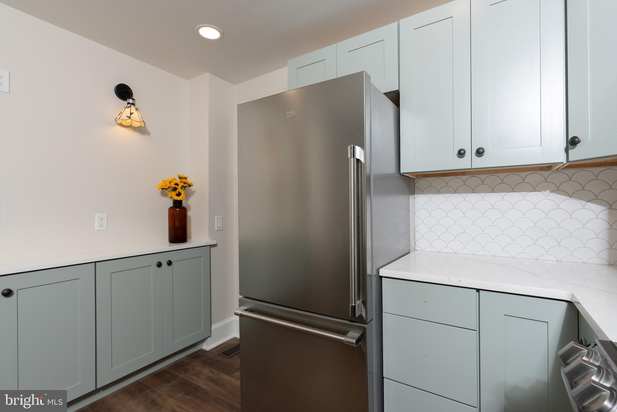 MEDIA - Residential Lease