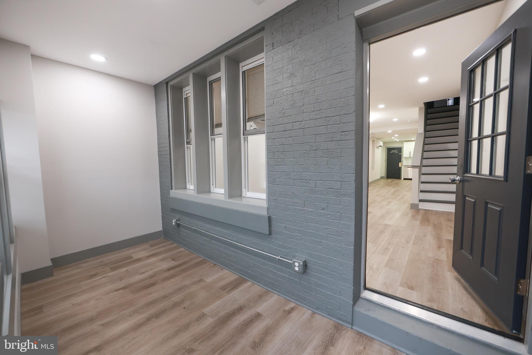 HARROWGATE - Residential