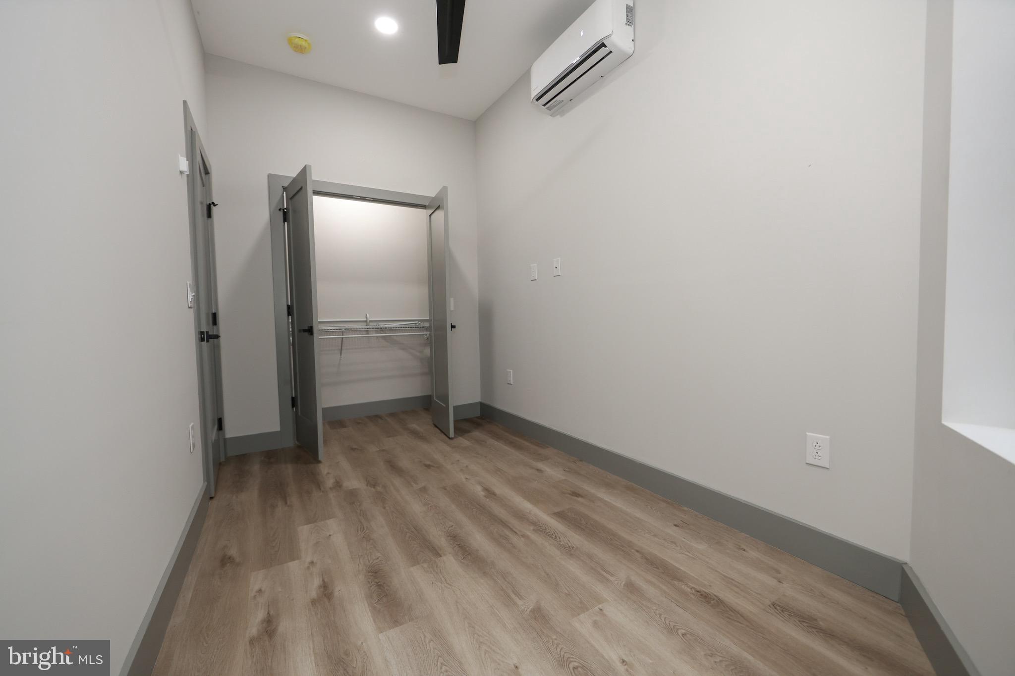 HARROWGATE - Residential