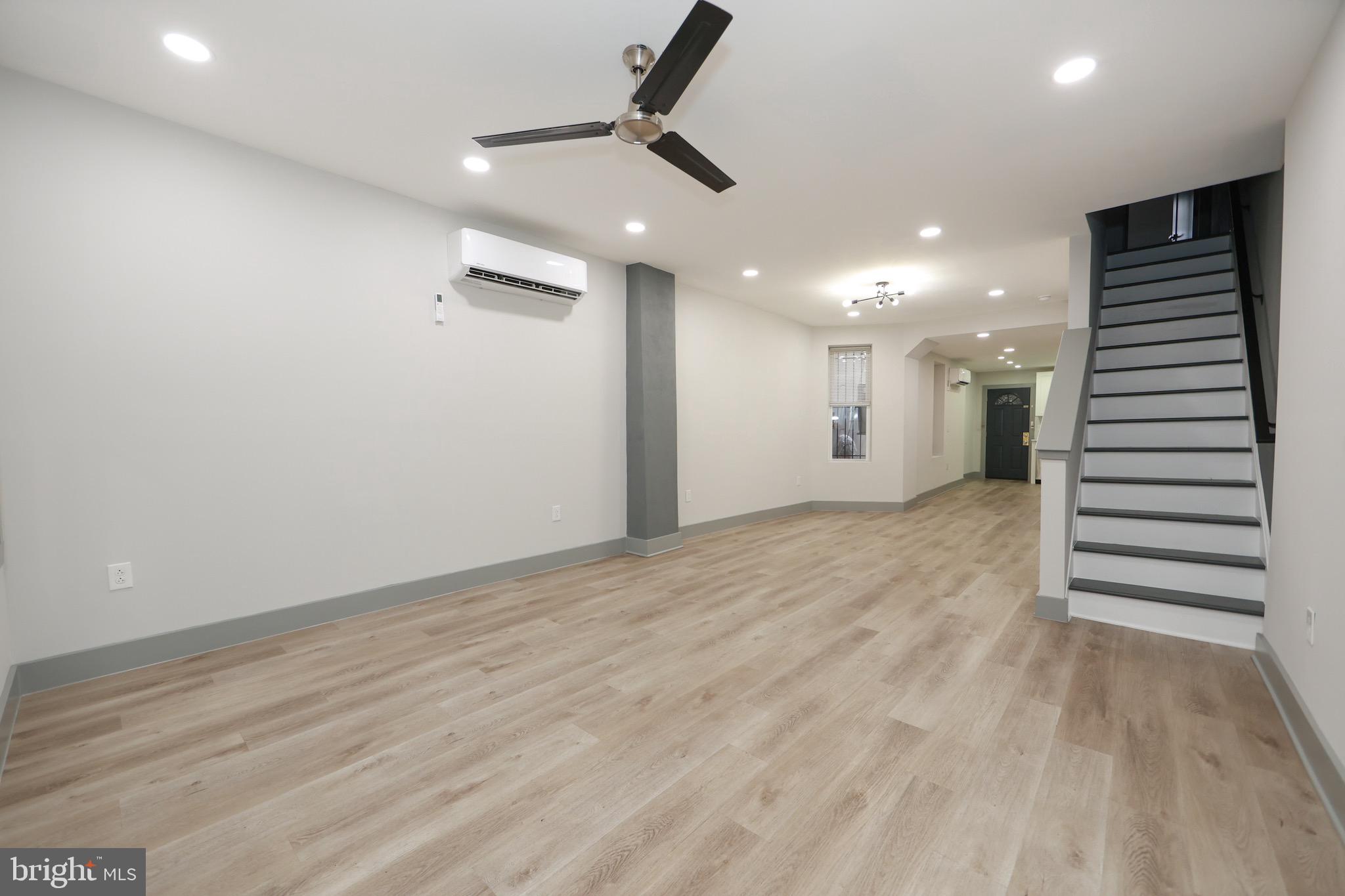 HARROWGATE - Residential
