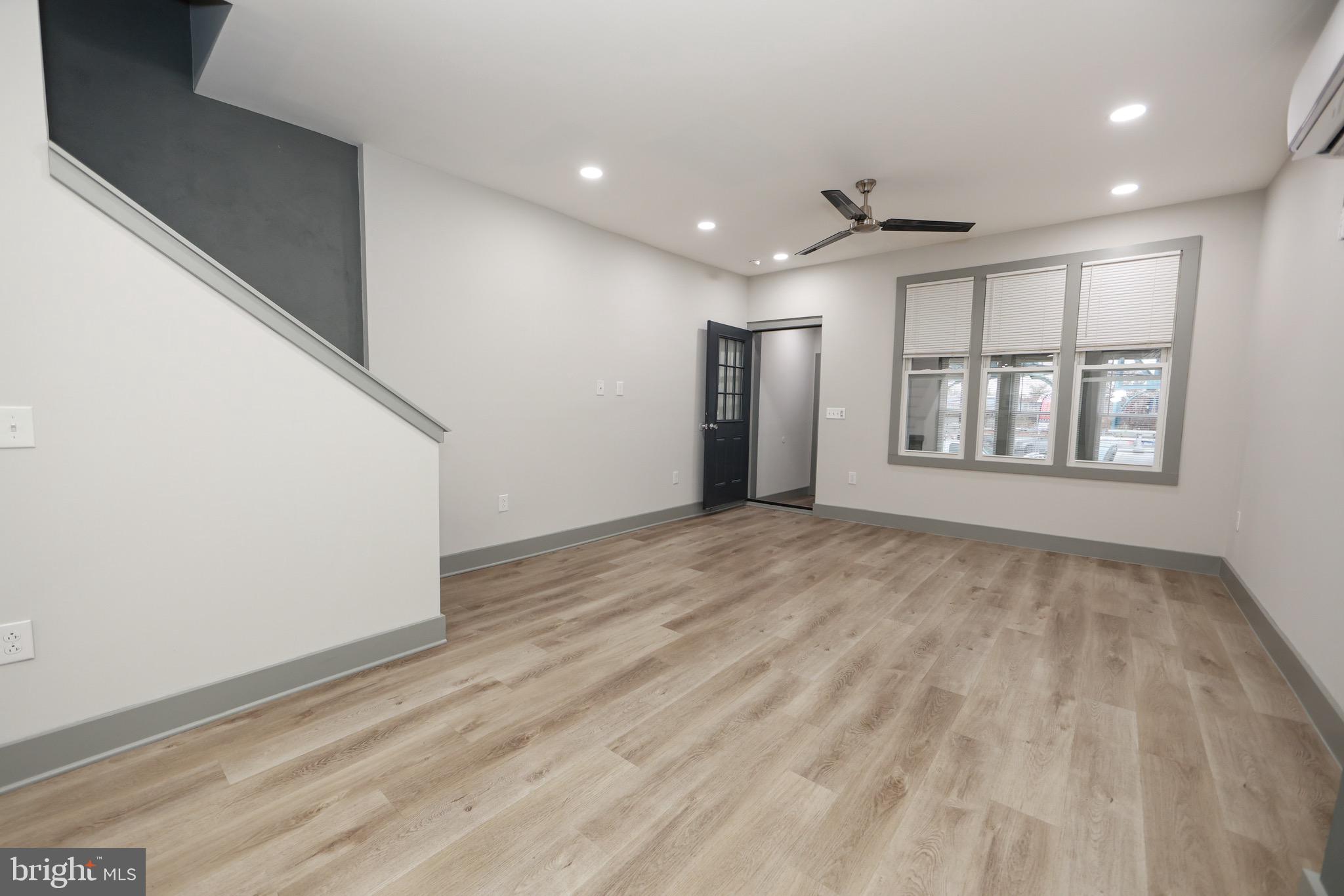 HARROWGATE - Residential