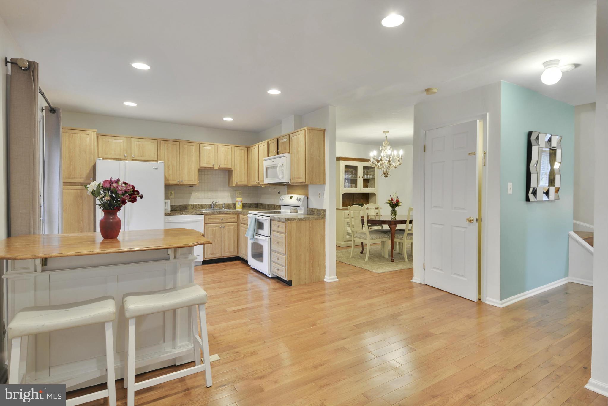 HUNTINGTON AT MT VERNON - Residential