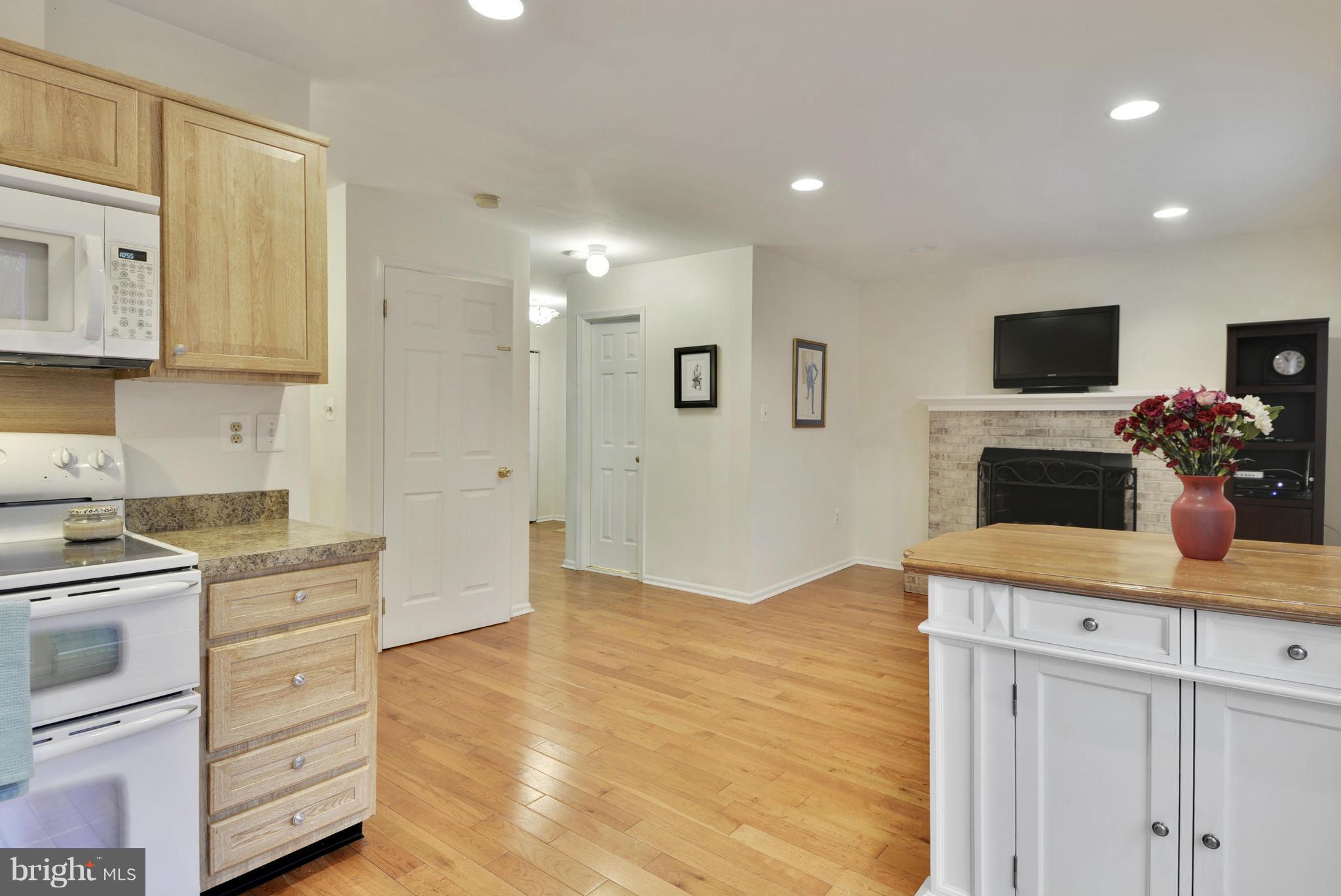 HUNTINGTON AT MT VERNON - Residential