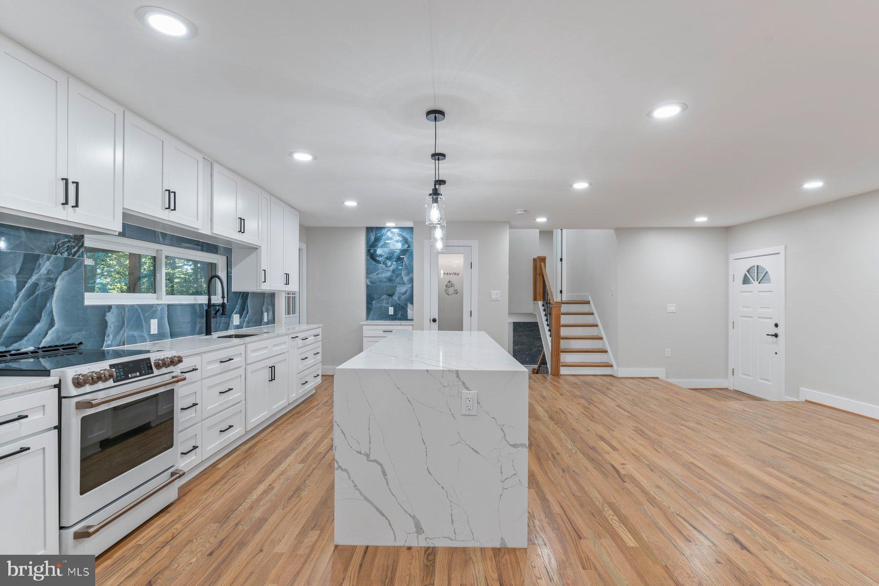 MT CARMEL ESTATES SUB - Residential