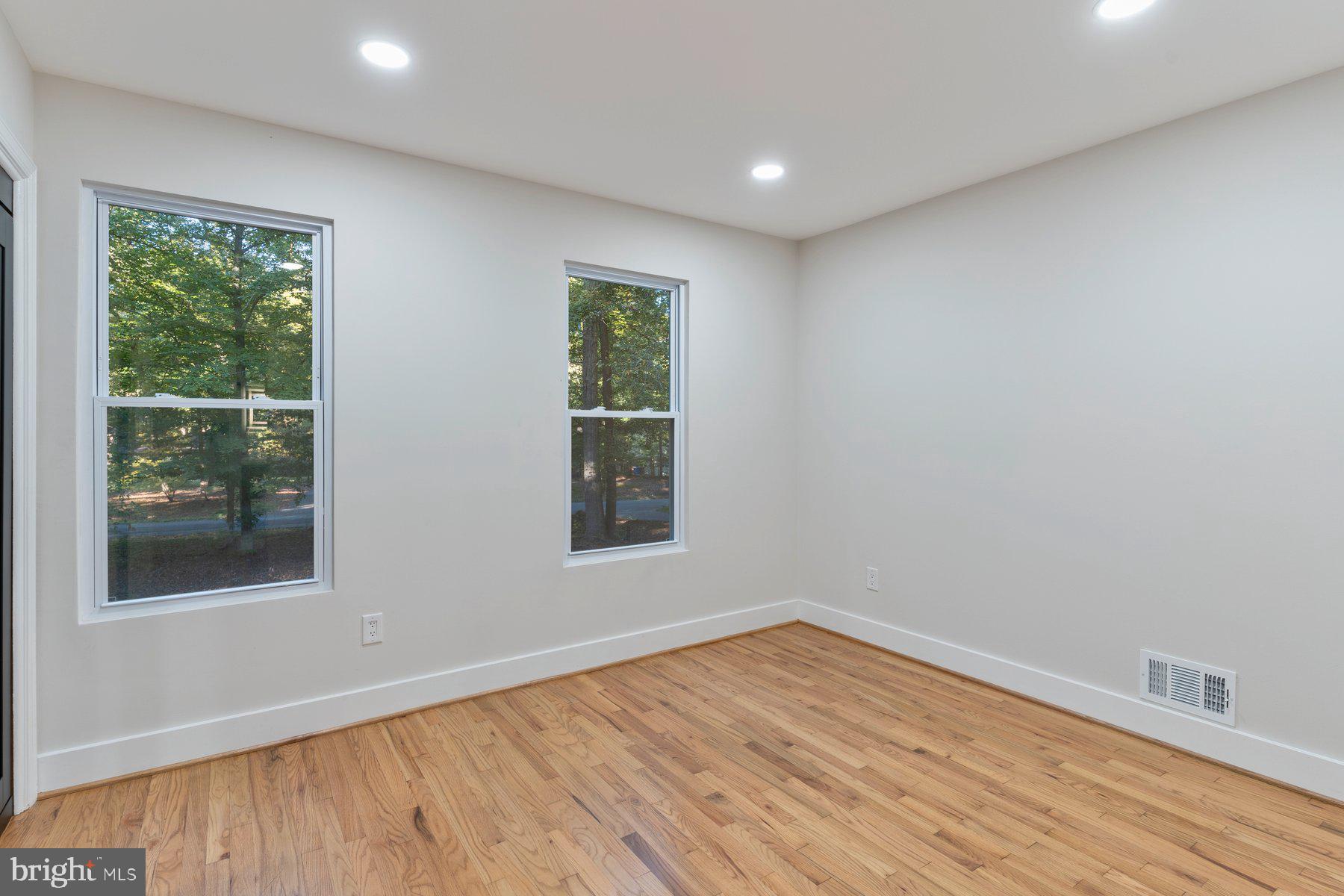 MT CARMEL ESTATES SUB - Residential