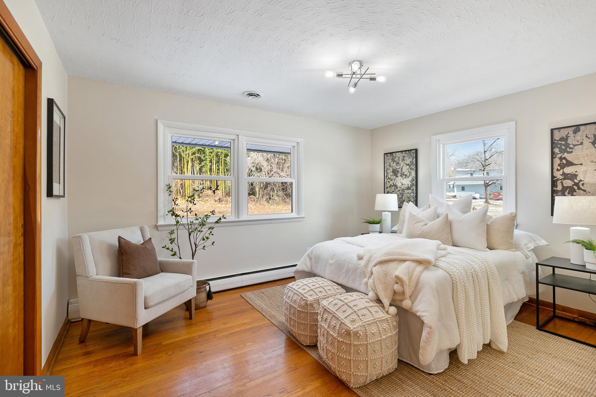 BRENTWOOD MANOR - Residential