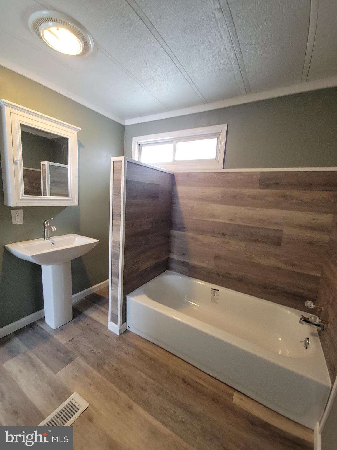 MIDDLESEX TWP - Residential