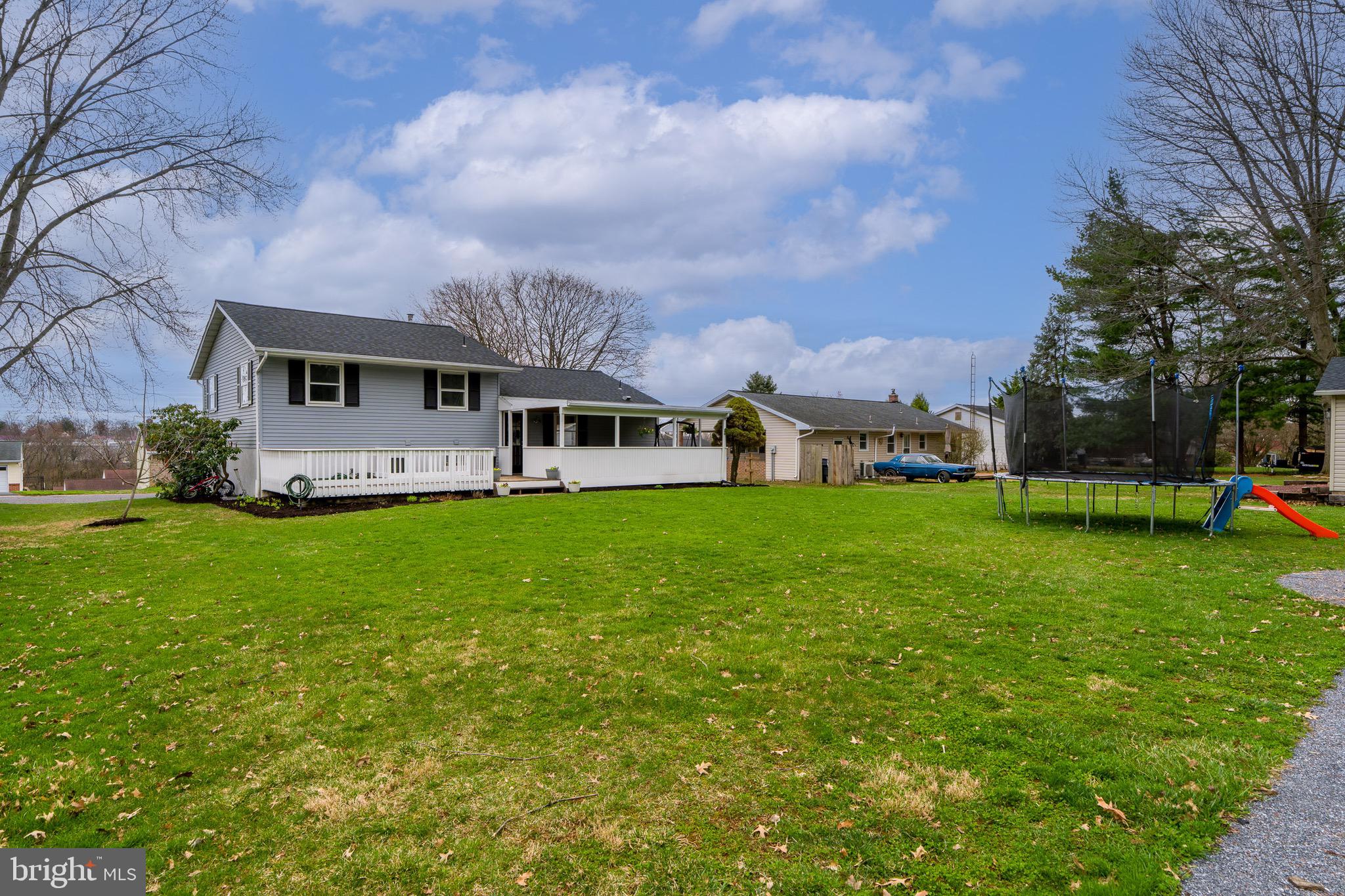 ELIZABETHTOWN BOROUGH - Residential