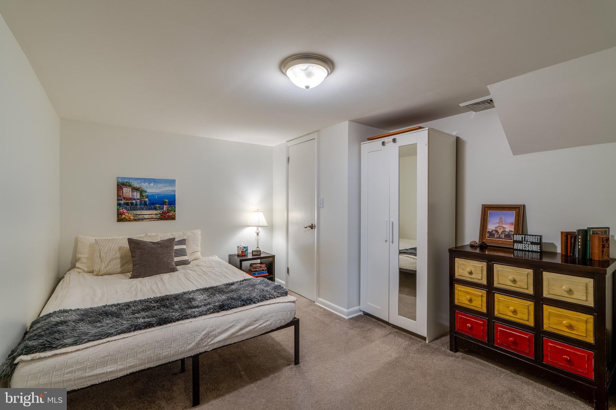 ELIZABETHTOWN BOROUGH - Residential