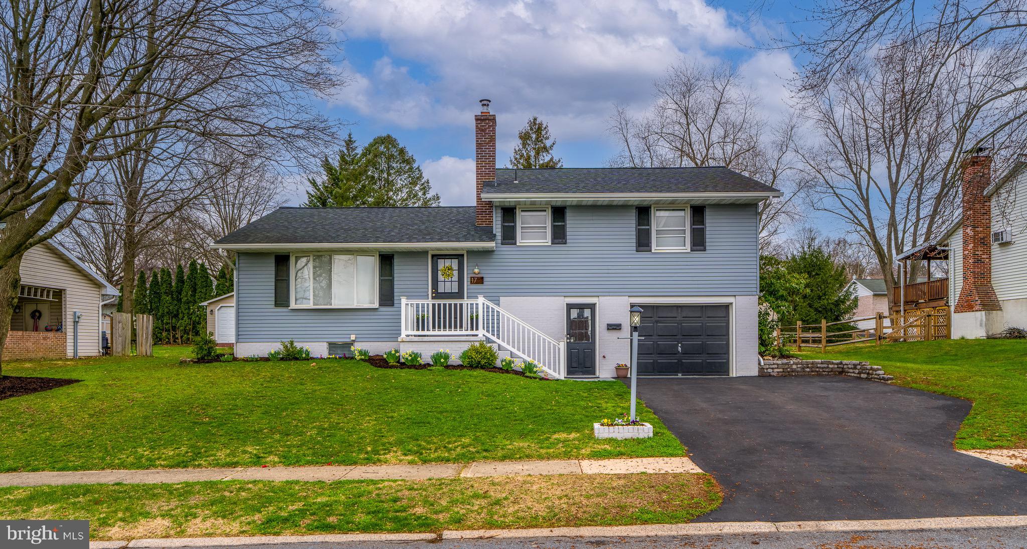 ELIZABETHTOWN BOROUGH - Residential