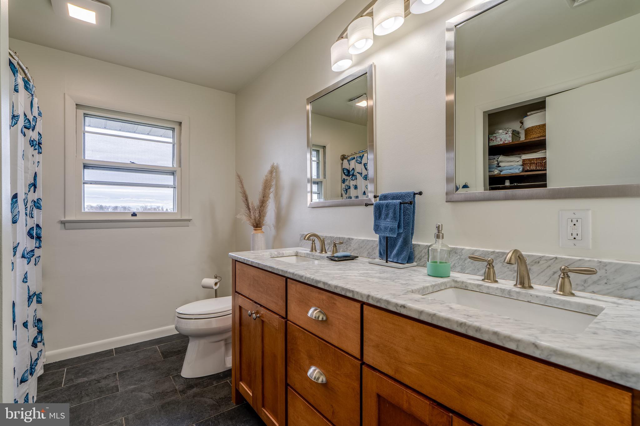 ELIZABETHTOWN BOROUGH - Residential