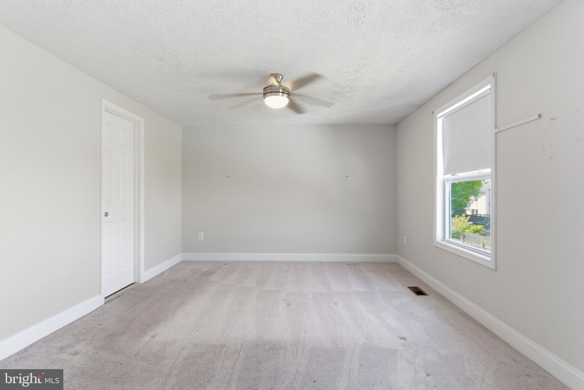 UPTON VILLAGE NORTH - Residential